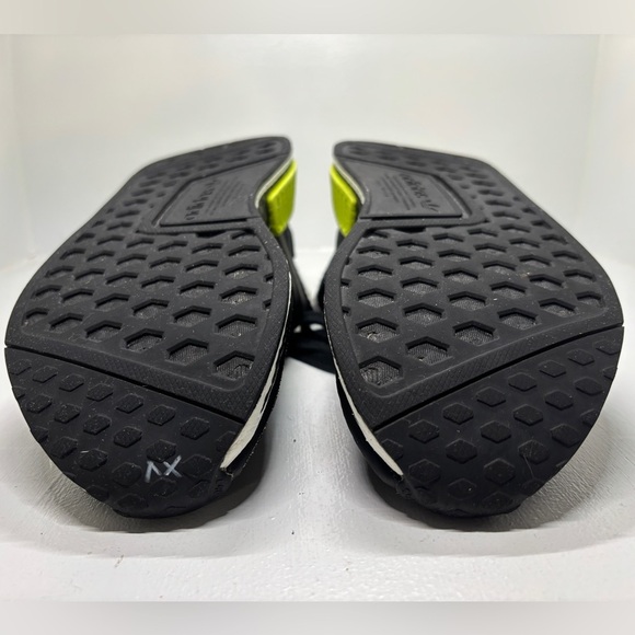 Adidas NMD_R1 Black and Lime Athletic Shoes men’s size 8.5 - Picture 8 of 10